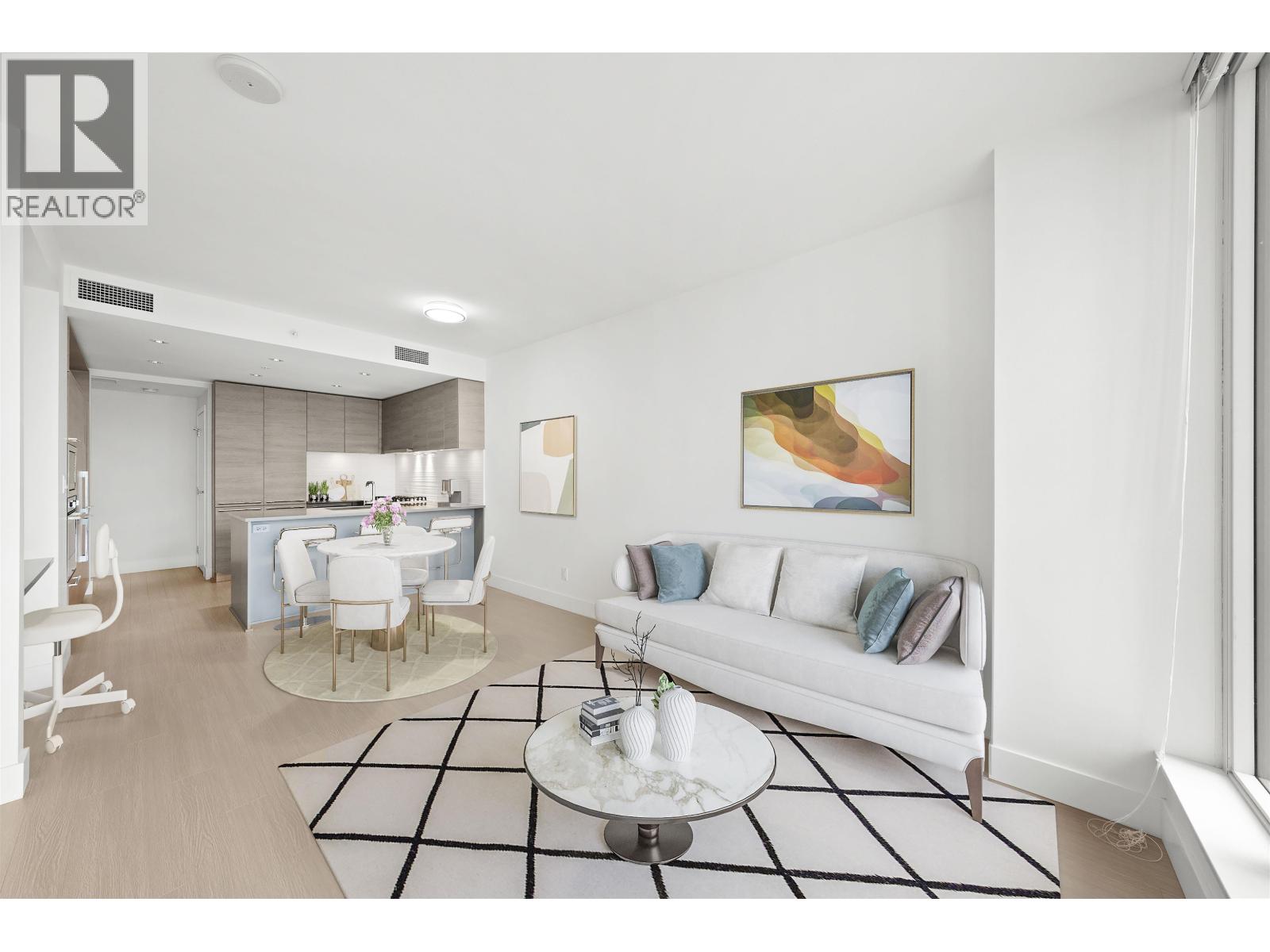 7388 Kingsway Unit 901, Burnaby, BC V3N 0G9