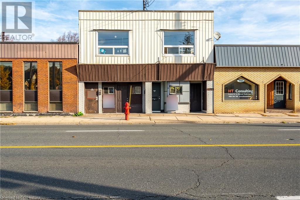 1221-1223 Main St E, Hamilton, ON L8K 1A5