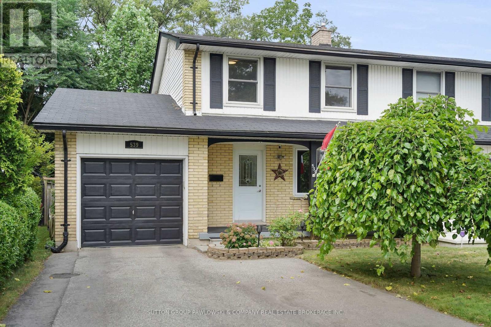 539 Viscount Rd, London, ON N6J 2Y1