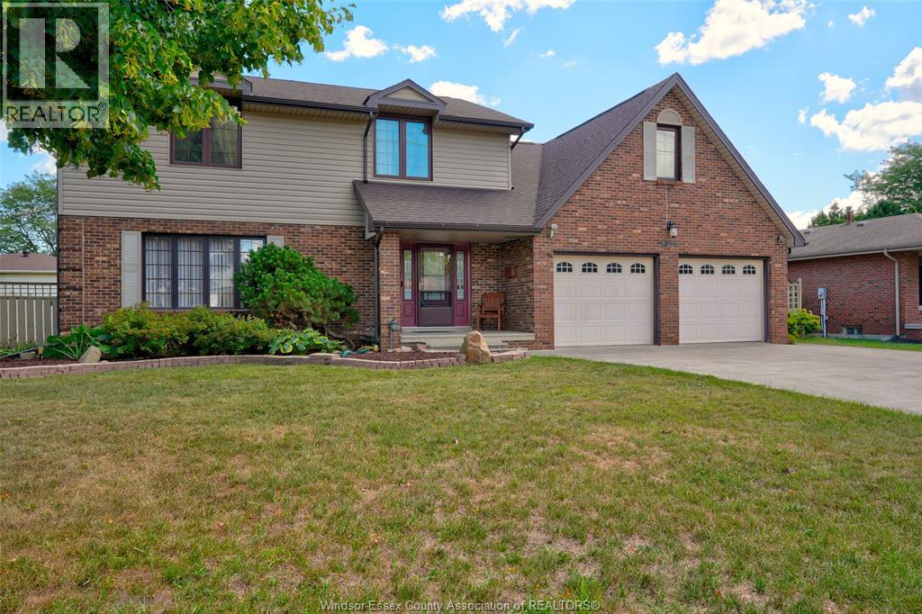 2036 Lesperance Rd, Tecumseh, ON N8N 2N4