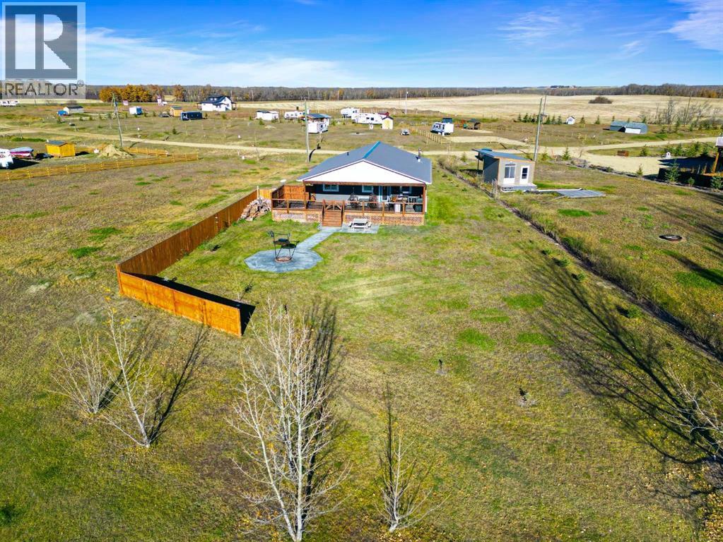 601 Pintail Dr, Pelican Point, AB T0C 3B0