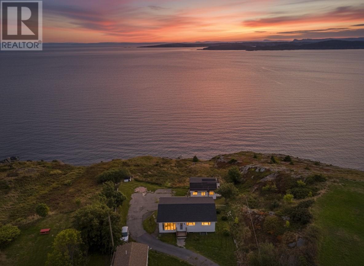 302 Main Rd #a, Upper Island Cove, NL A0A 4E0