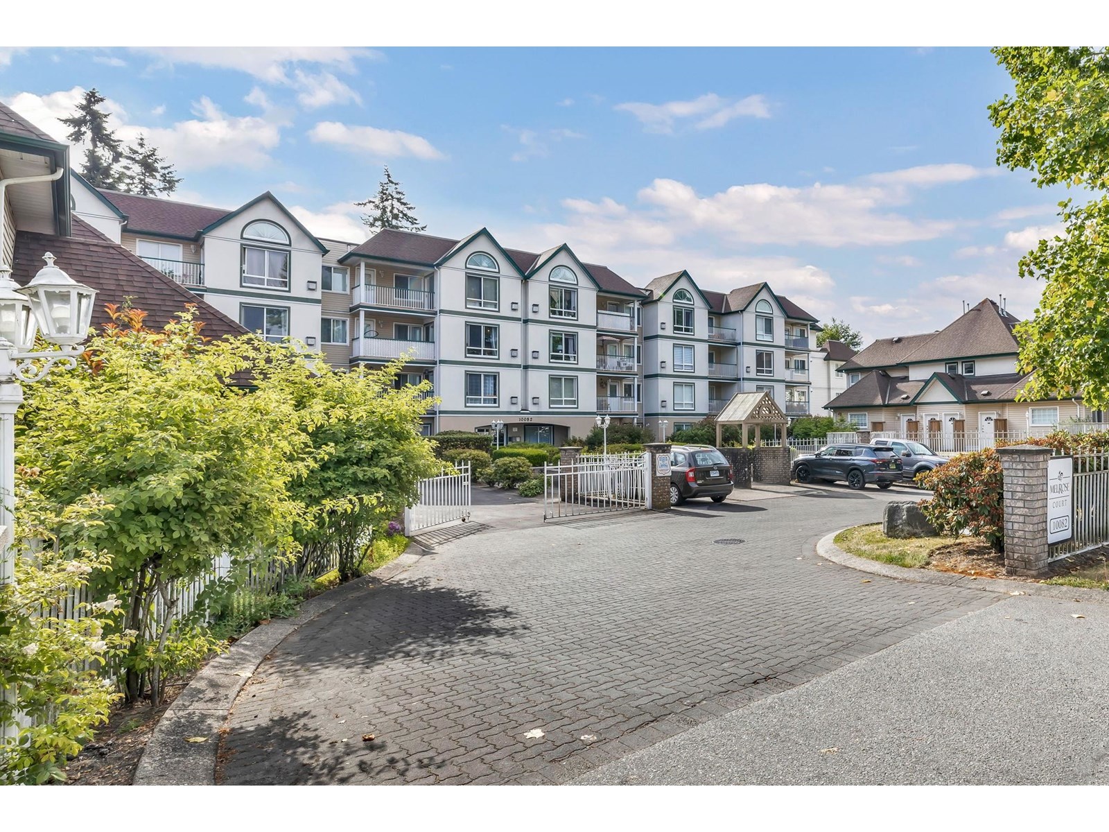 10082 132 Street Unit 110, Surrey, BC V3T 5V3