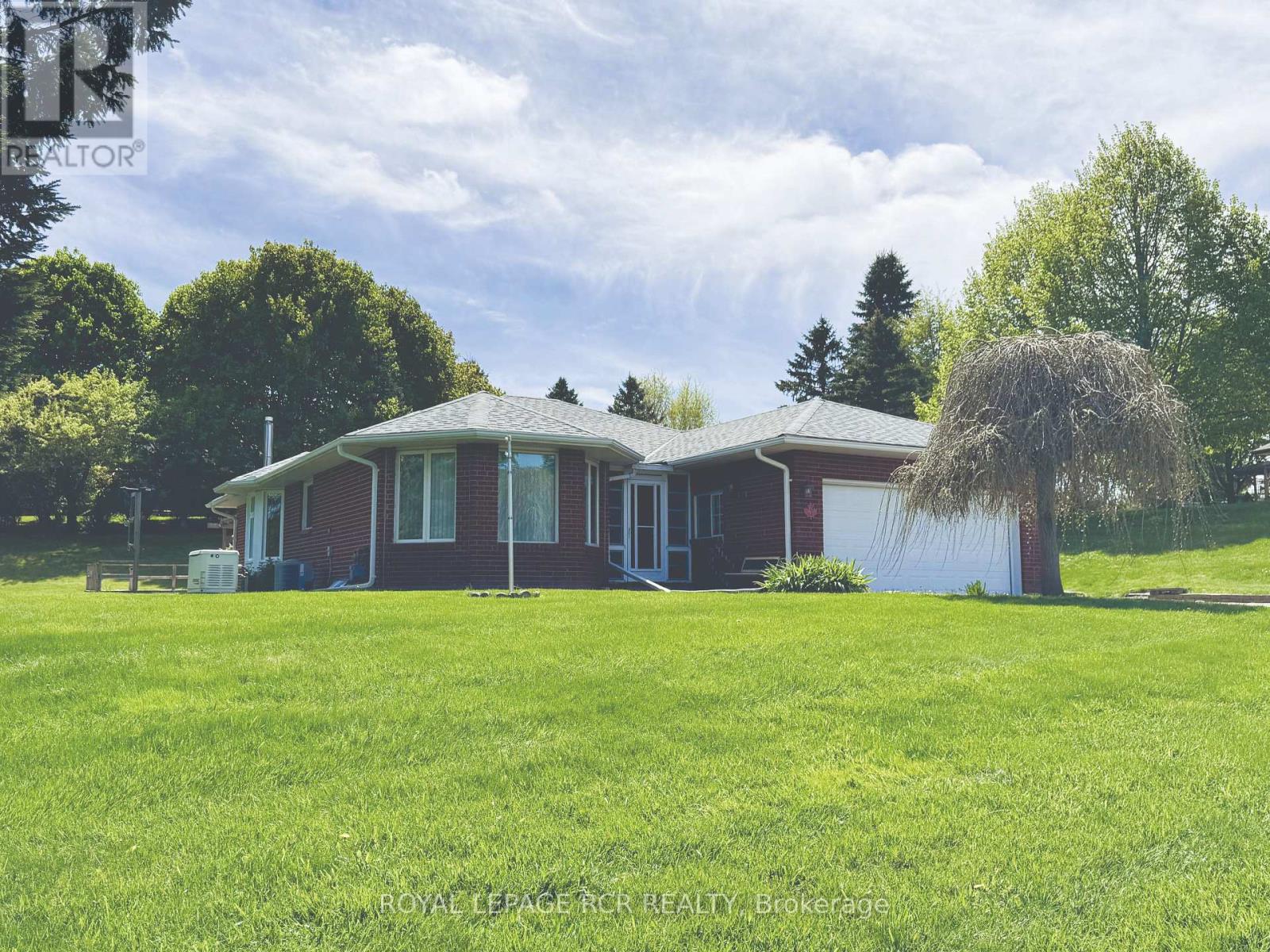 3 Henry St, Amaranth, ON L9W 3Z1