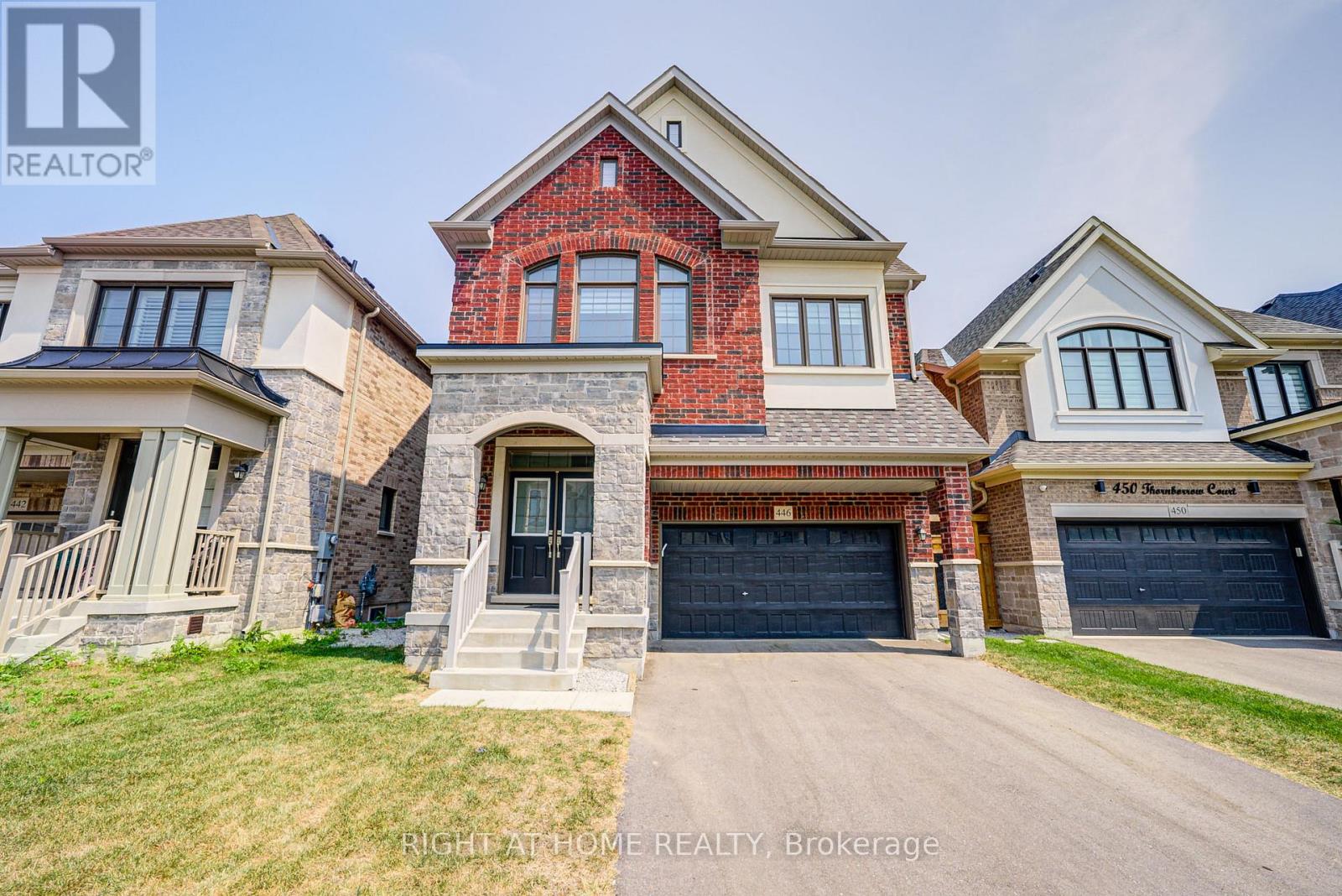446 Thornborrow Ct, Milton Walker, ON L9E 1T4