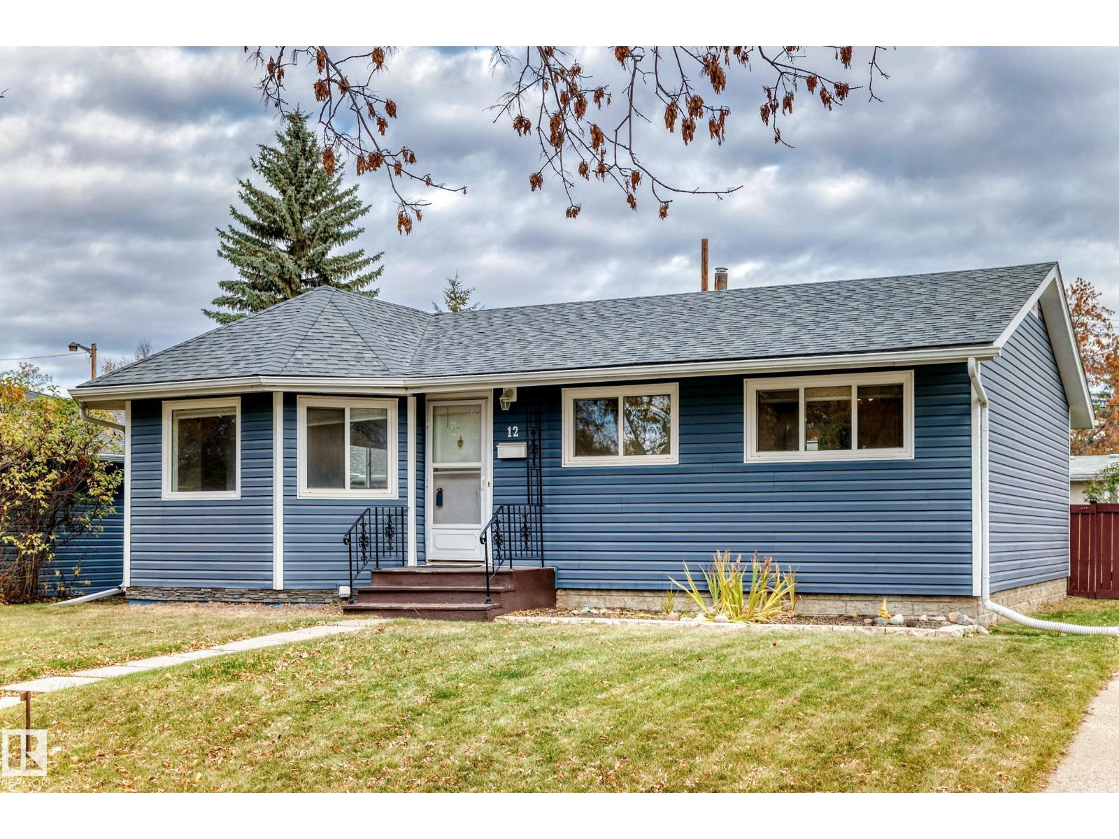 12 Granite Ave, St. Albert, AB T8N 0V4