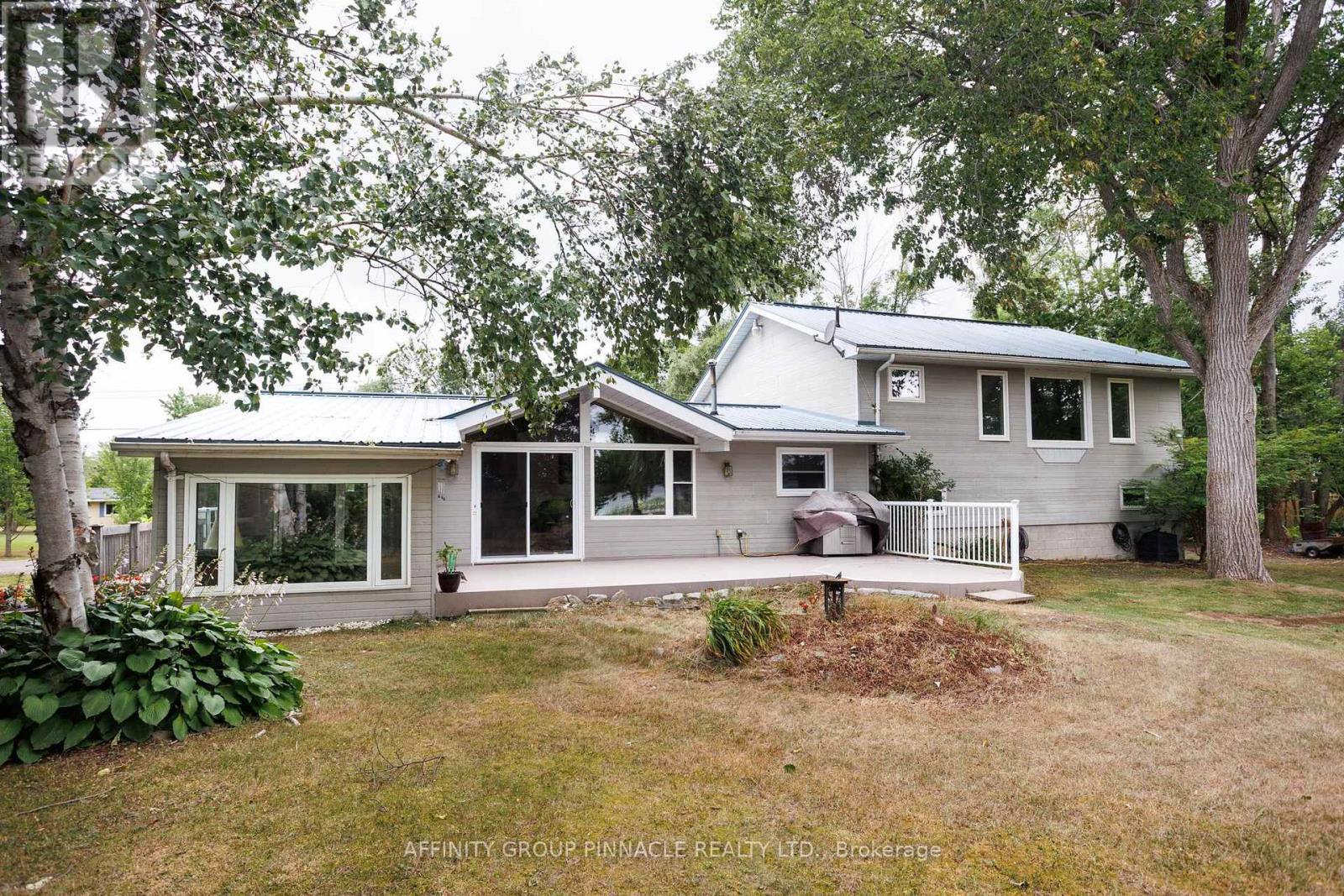 1 Beatrice Dr, Kawartha Lakes, ON K0M 1N0