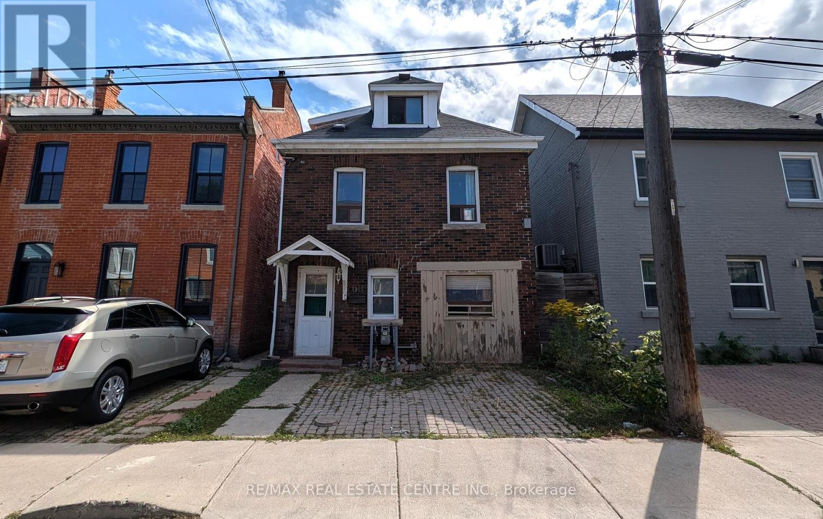 68 Magill St, Hamilton, ON L8R 2Y5