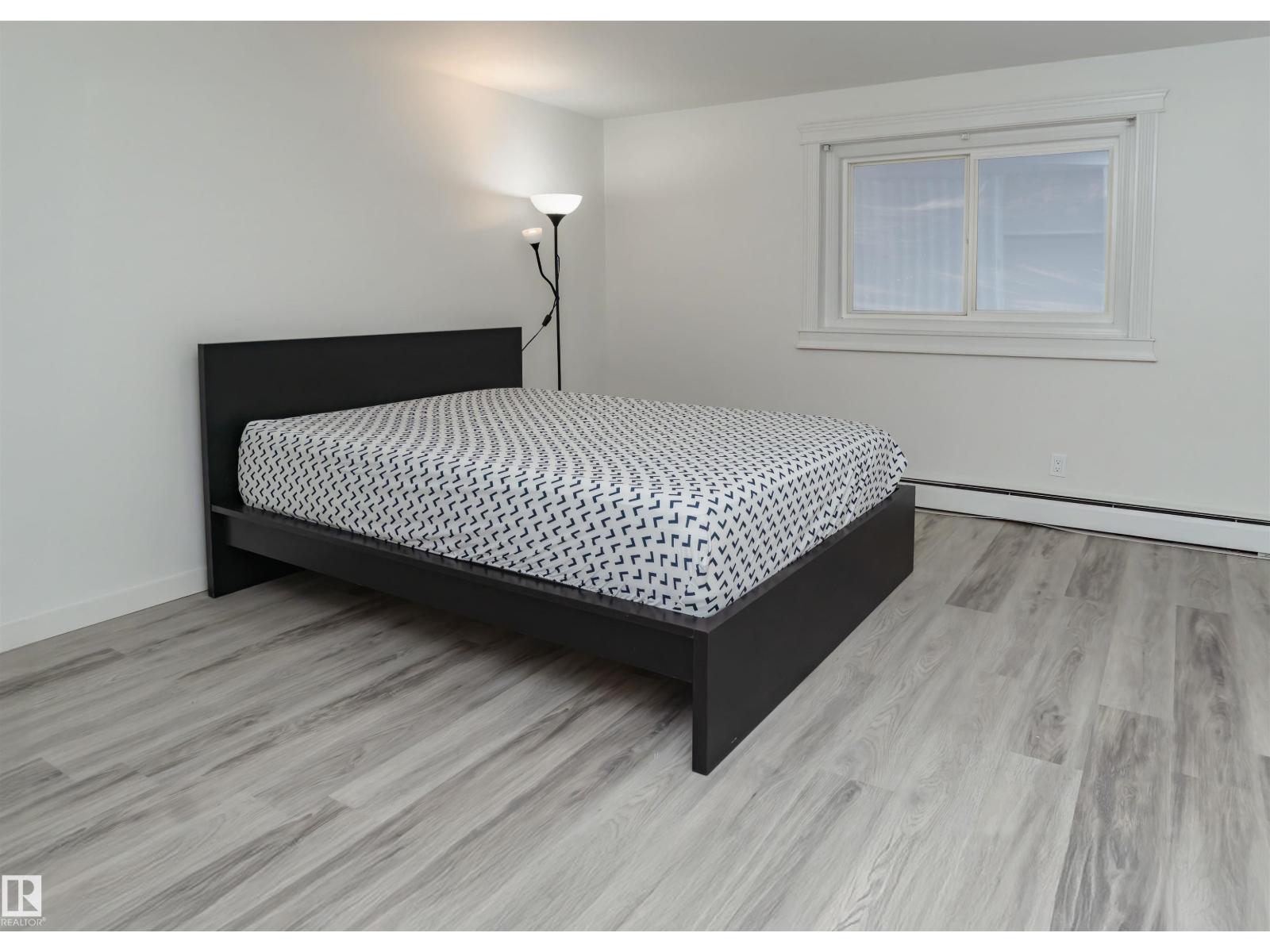 7204 81 Avenue Northwest #107, Edmonton, AB T6B 0E2