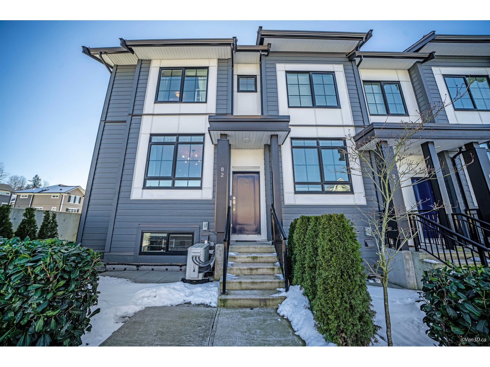 2075 Oak Meadows Drive Unit 82, Surrey, BC V3Z 1J6