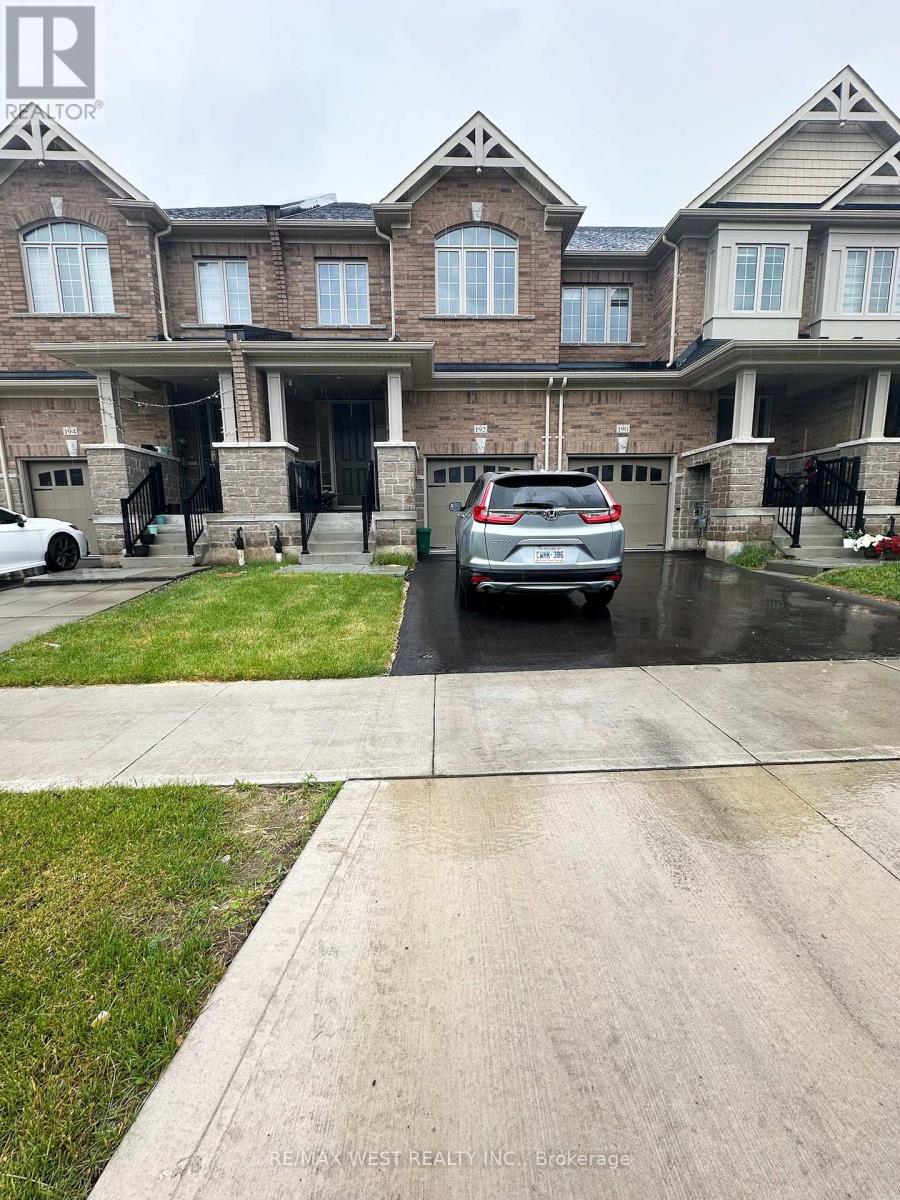 192 Broadacre Dr, Kitchener, ON N0B 2E0