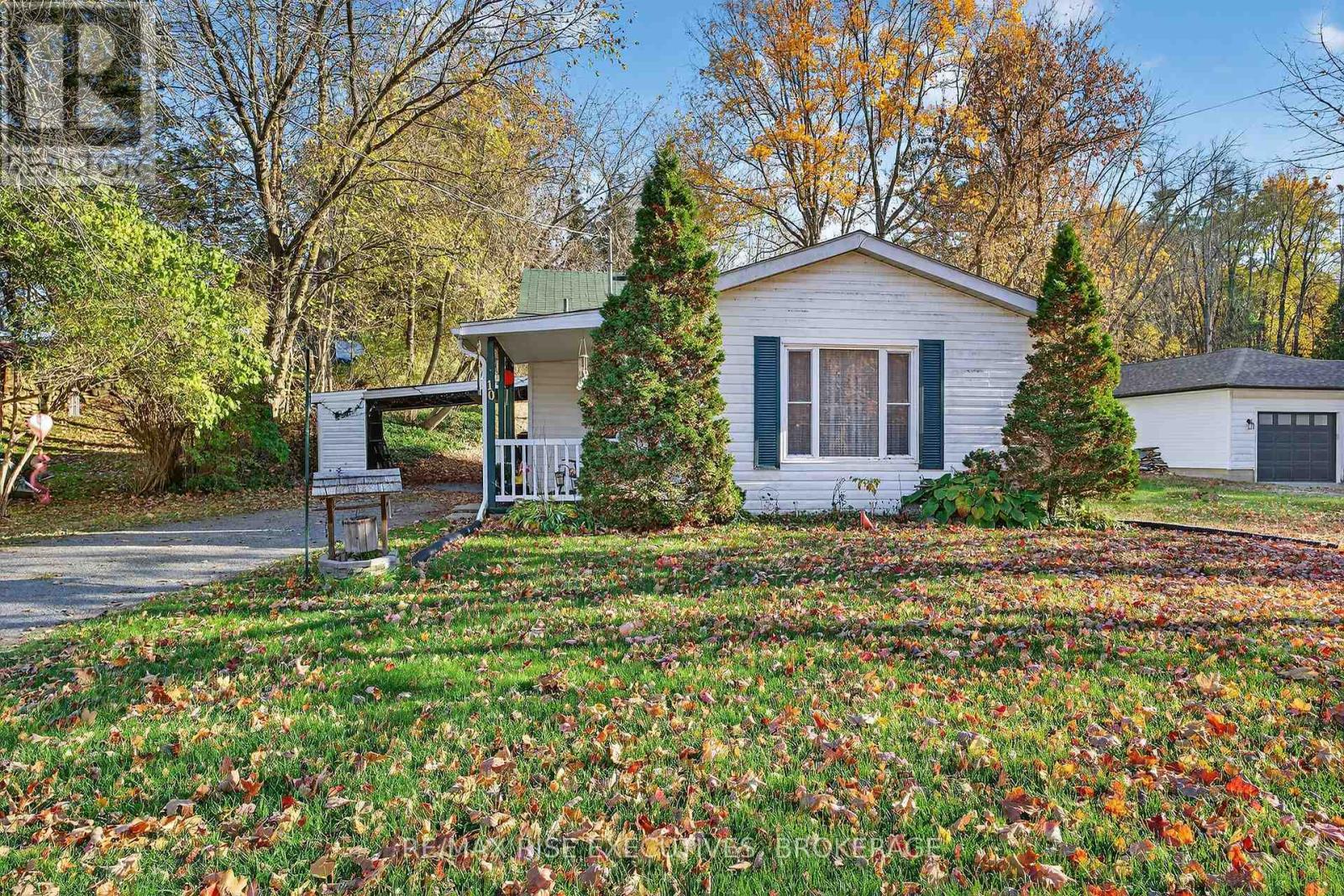 10 William St, Rideau Lakes, ON K0E 1G0