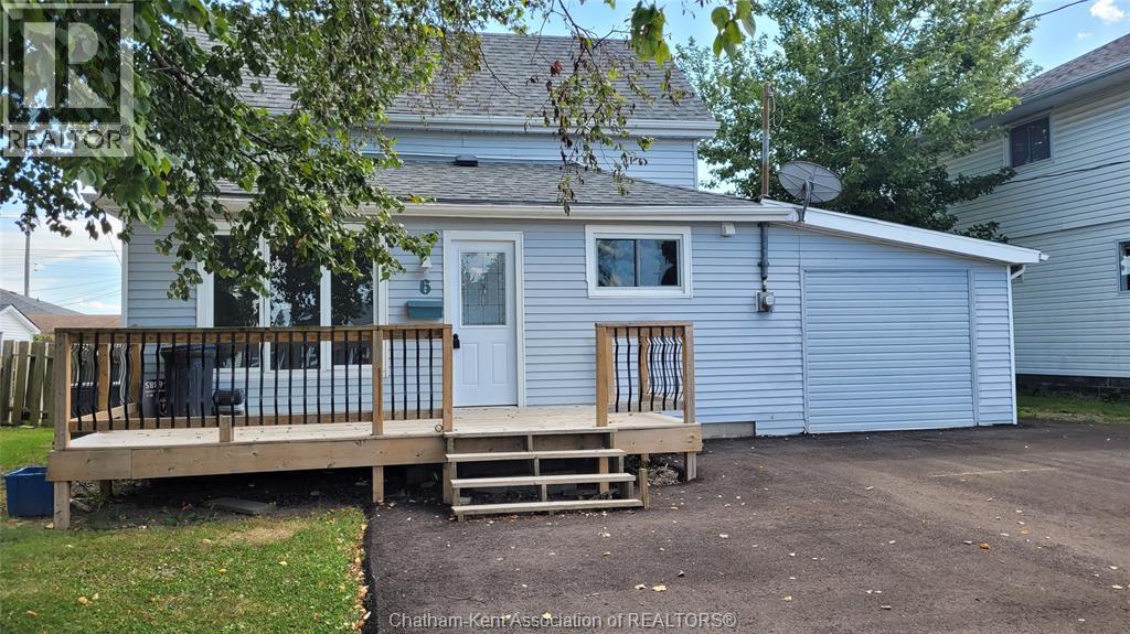6 Canary Cres, Wallaceburg, ON N8A 1A5