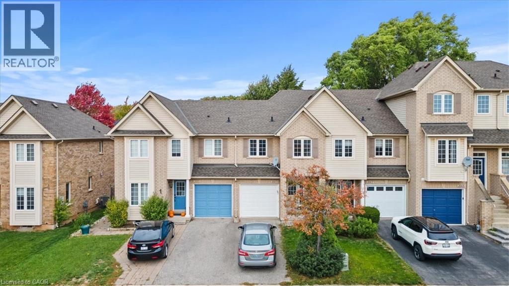 2069 Glenhampton Rd, Oakville, ON L6M 3W9