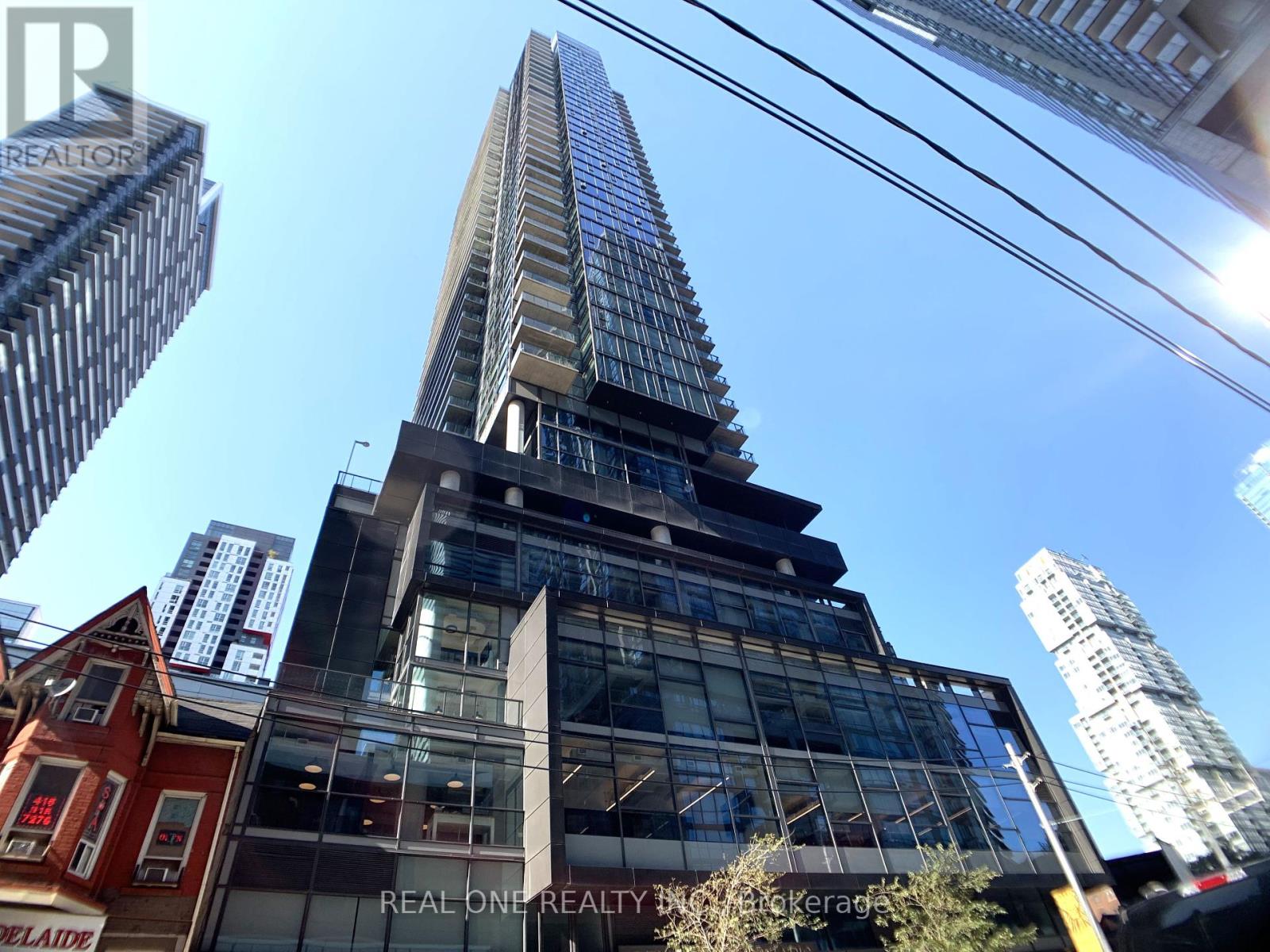2306 290 Adelaide St W, Toronto, ON M5V 0P3