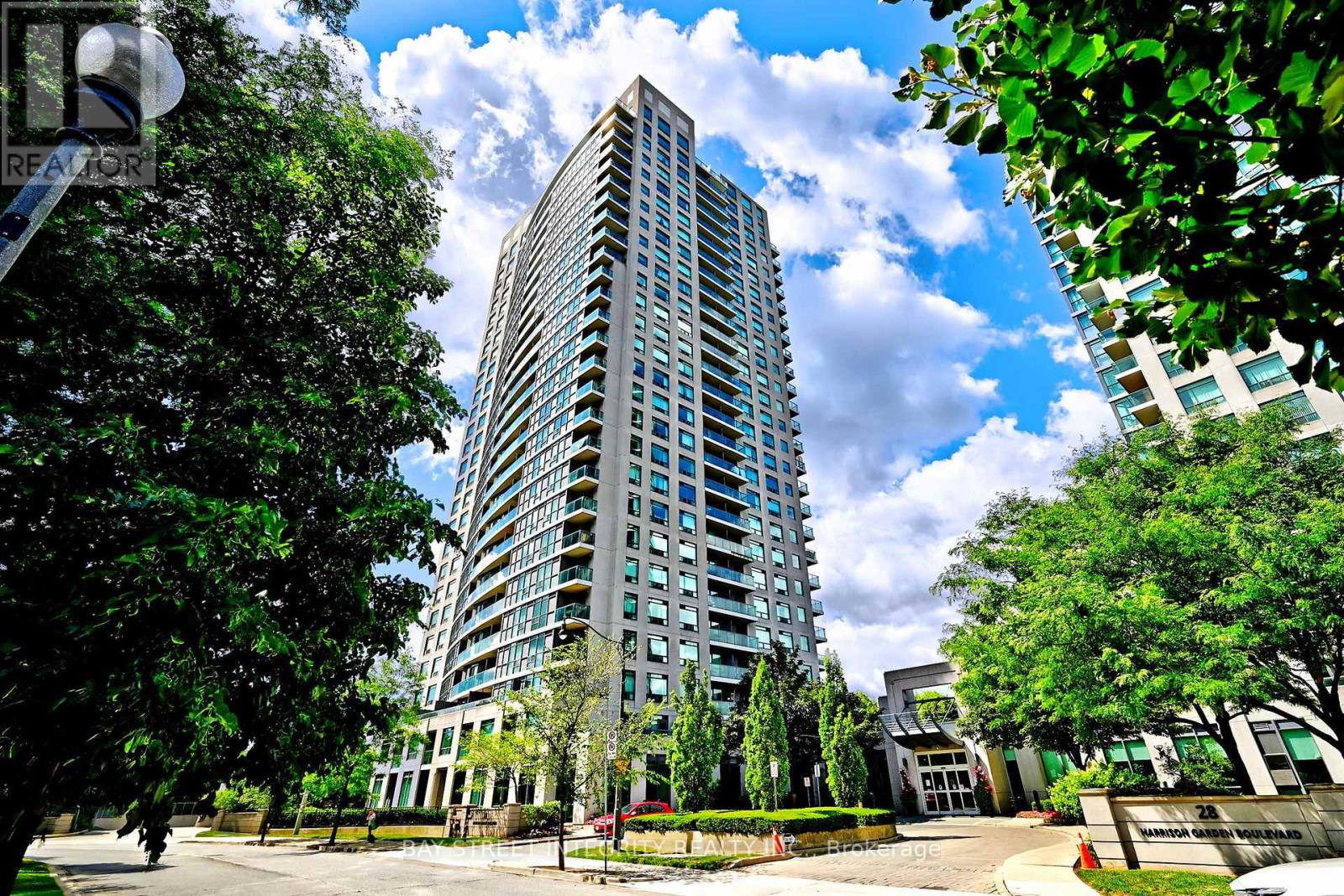 2101 30 Harrison Garden Blvd, Toronto, ON M2N 7A9