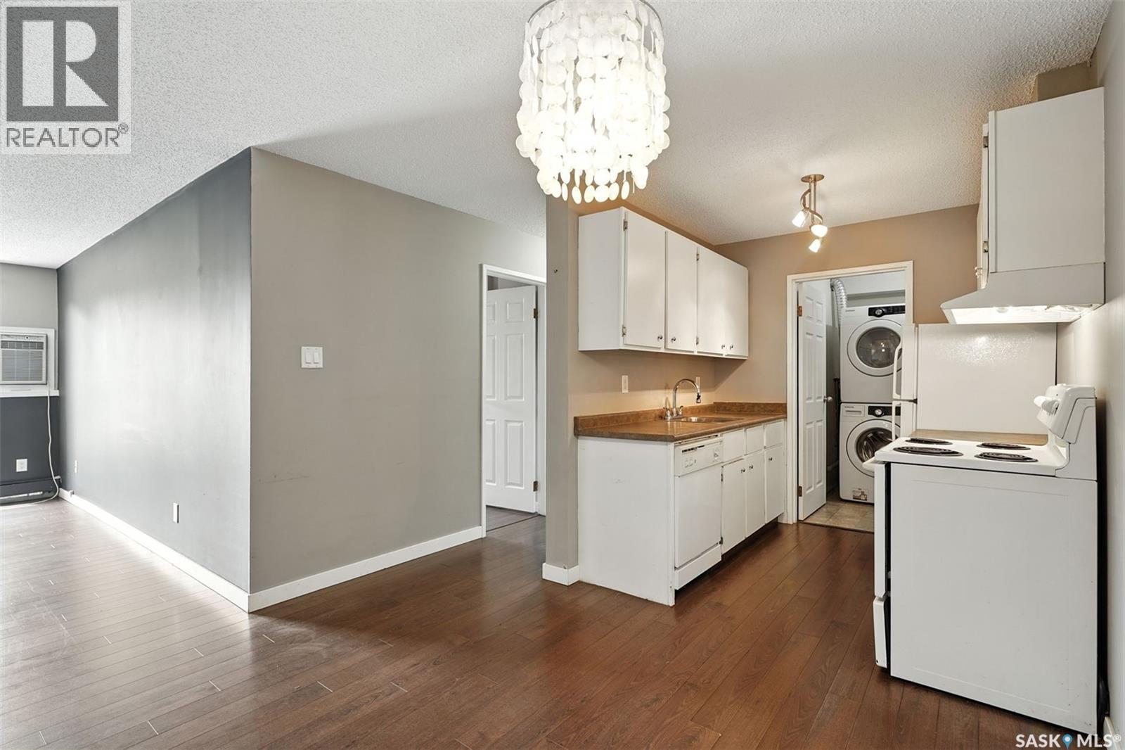 802 Kingsmere Boulevard Unit 106 #c, Saskatoon, SK S7J 4B7