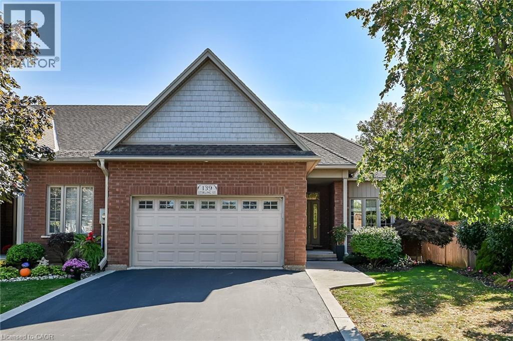 139 Stirling St, Caledonia, ON N3W 0A4
