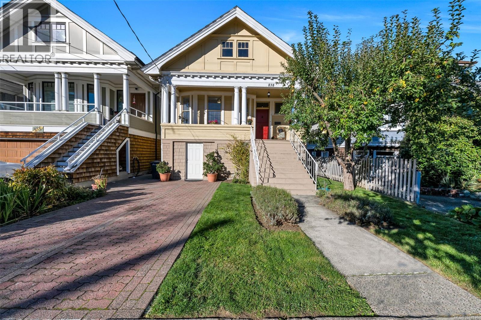 838 Princess Ave, Victoria, BC V8T 1K8
