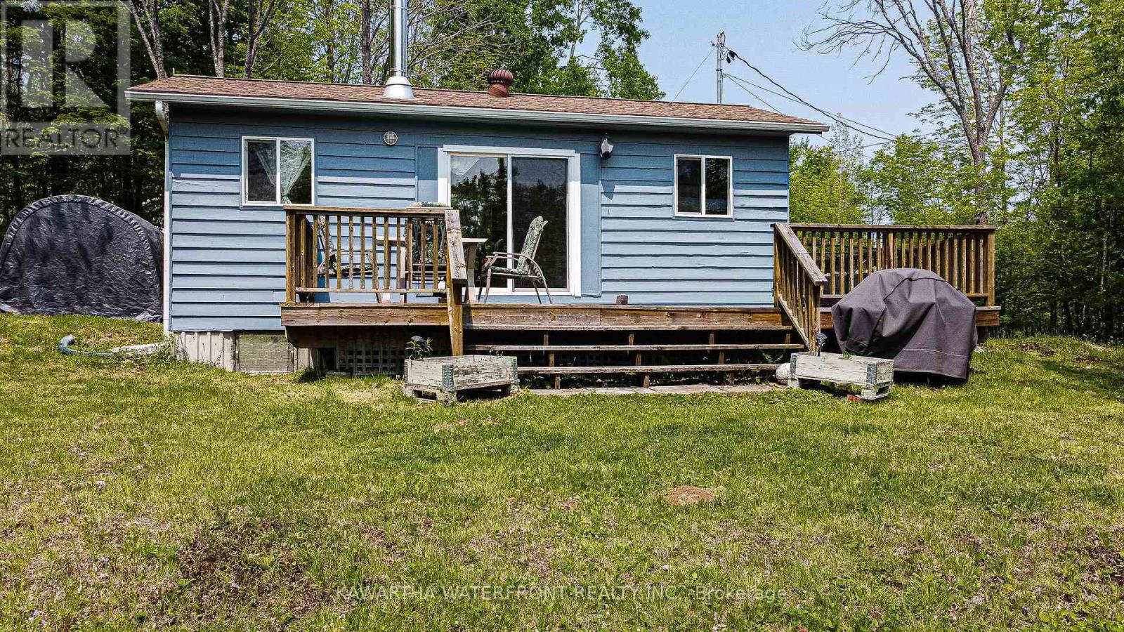 1120 English Cir, Highlands East, ON K0M 1R0