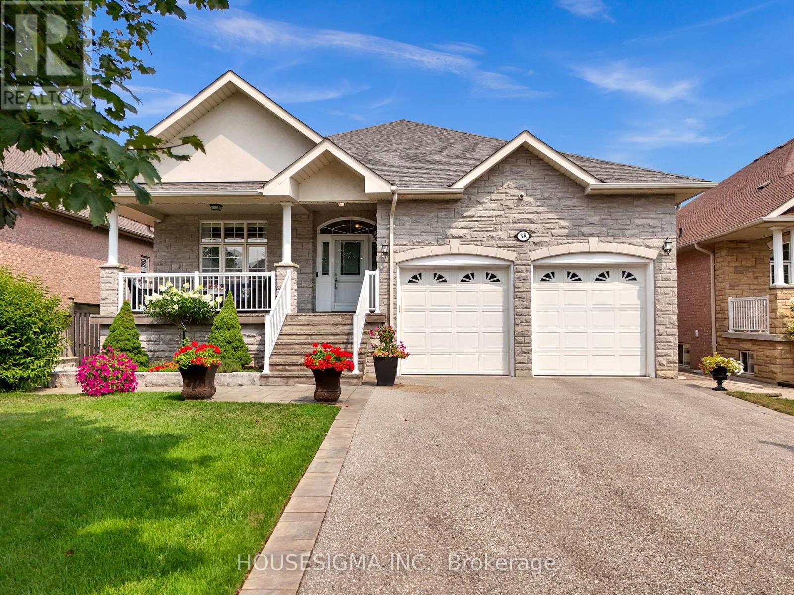 38 Pairash Ave, Richmond Hill, ON L4C 0N1