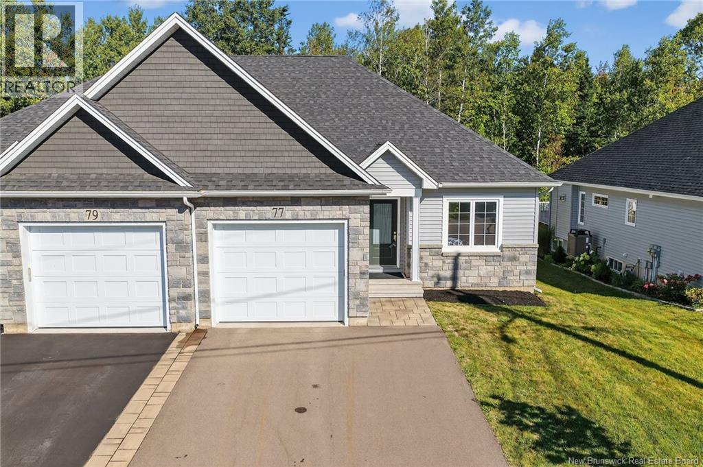 77 Delpech Ct, Moncton, NB E1G 1X7