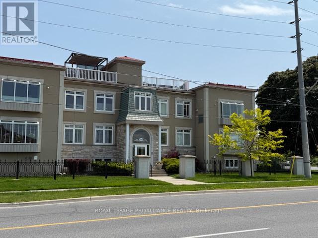 103 145 Farley Ave, Belleville Belleville Ward, ON K8N 4L1