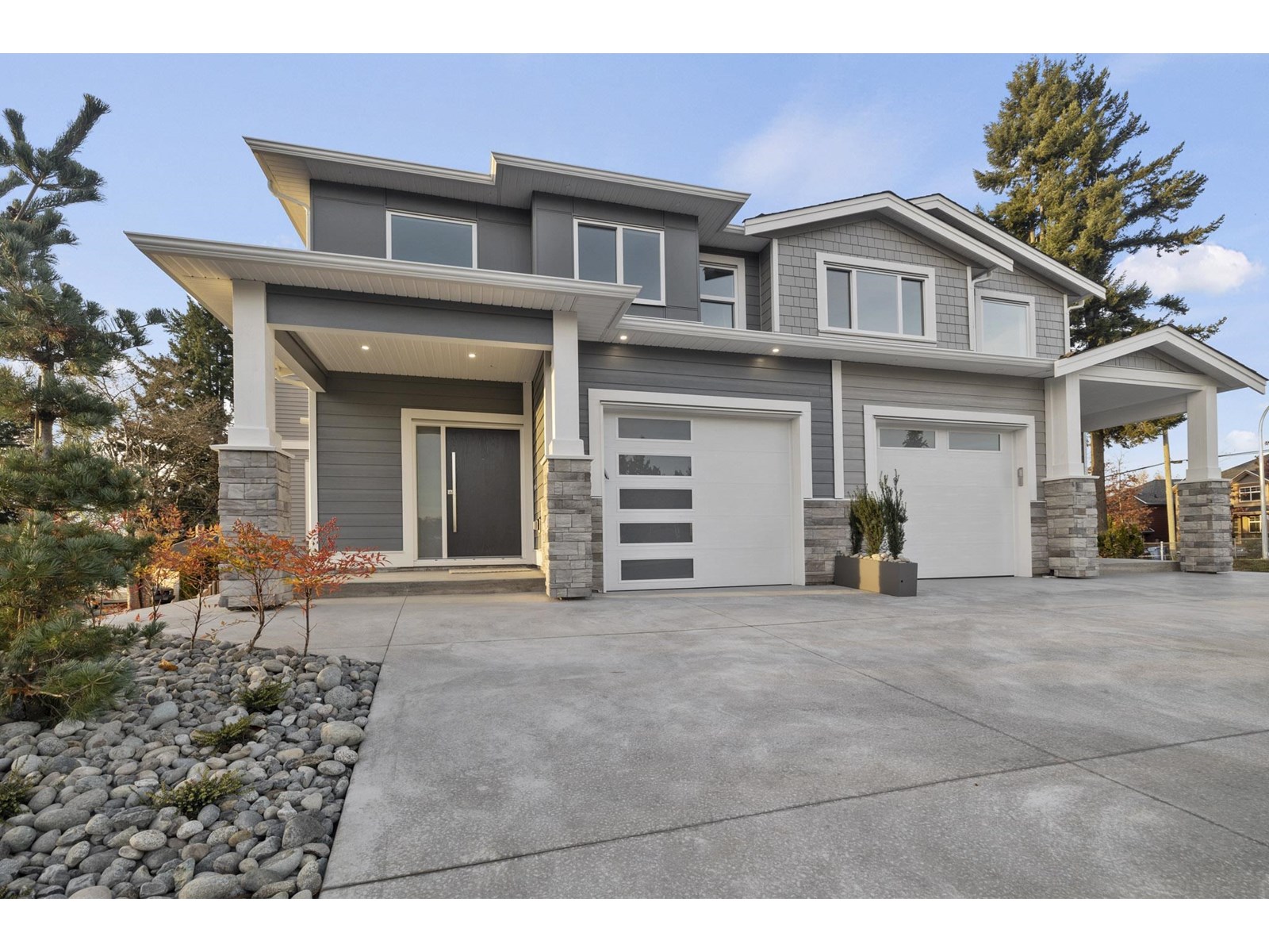 2811 Platform Cres, Abbotsford, BC V4X 0B8