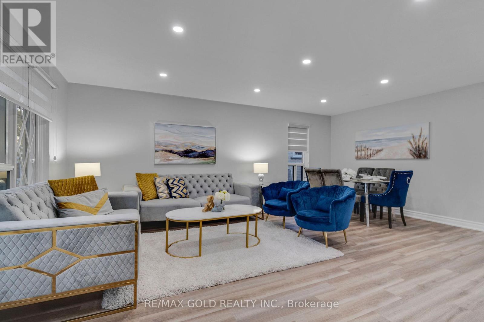 6 Midhurst Dr, Toronto, ON M9V 1Z7