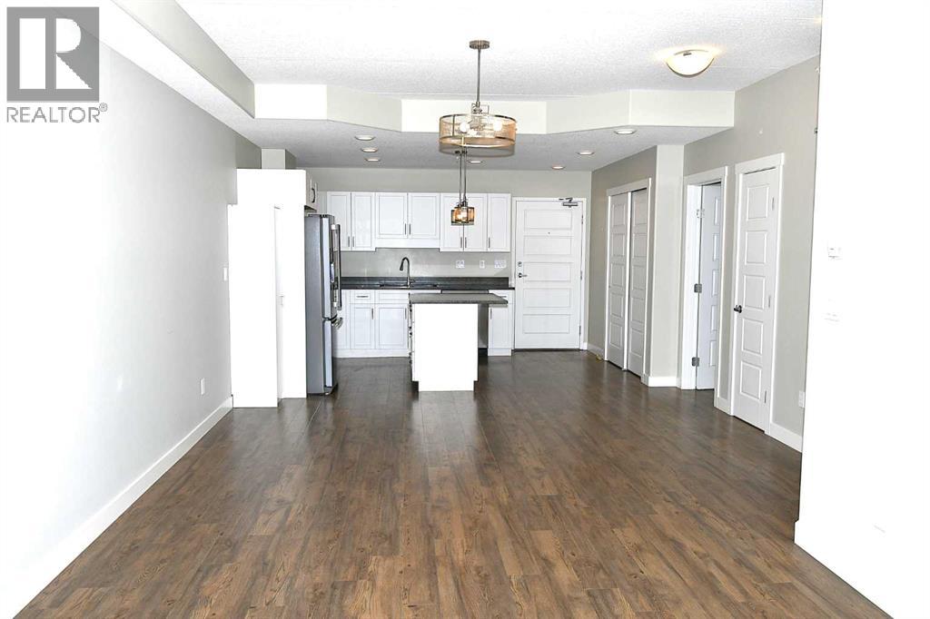 499 Meadow Lake Court E Unit 306, Brooks, AB T1R 0Y7
