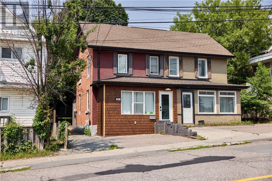 141 Regent St, Greater Sudbury, ON P3C 4C1