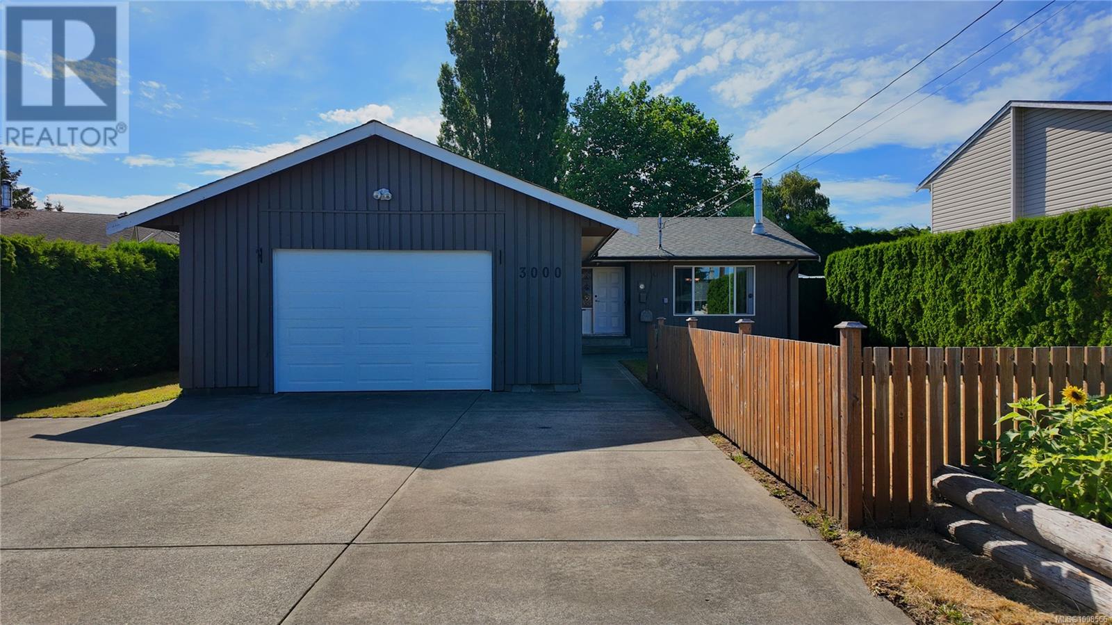 3000 Country Close, Campbell River, BC V9W 6X6