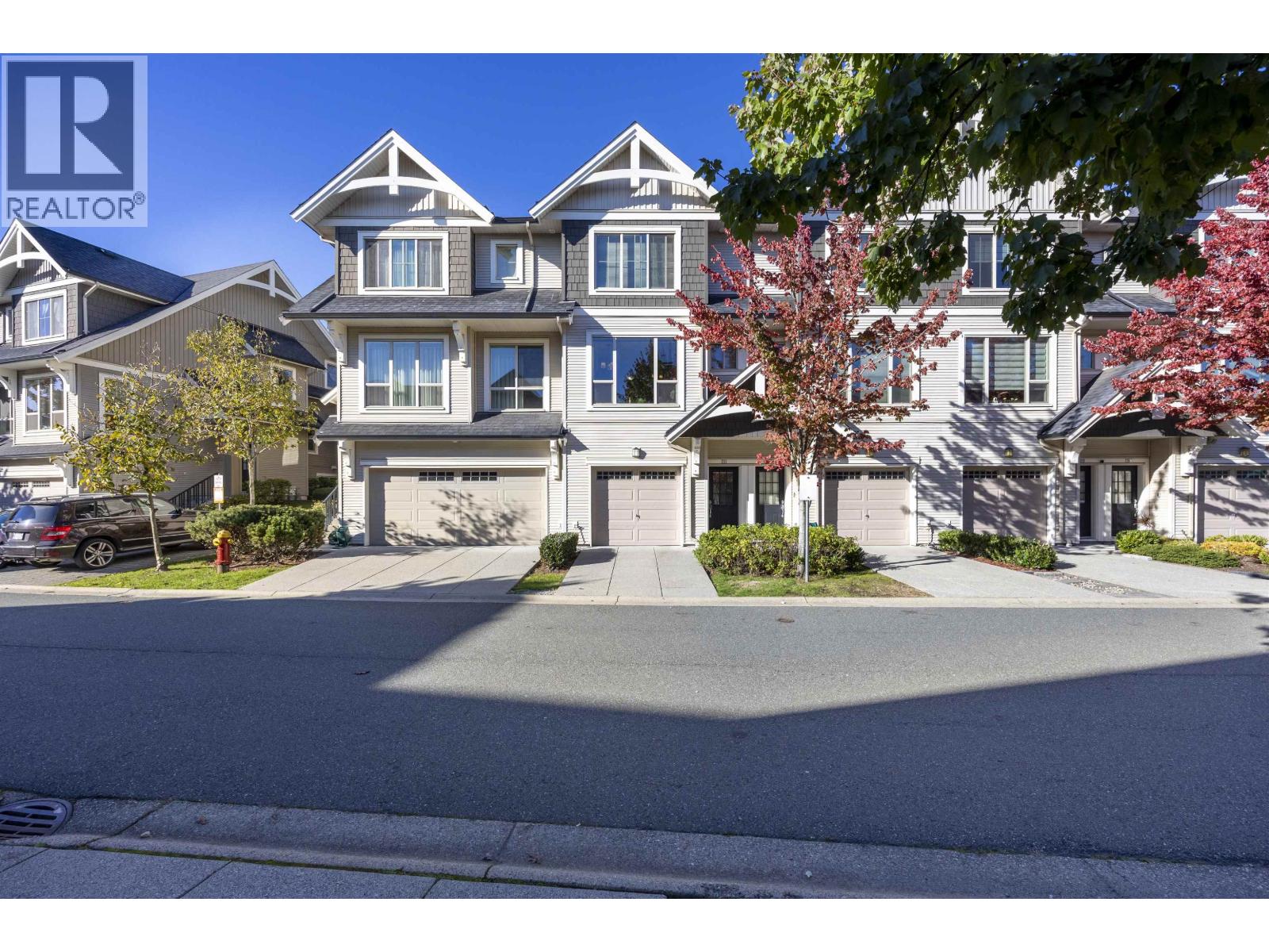3105 Dayanee Springs Boulevard Unit 211, Coquitlam, BC V3E 0C2