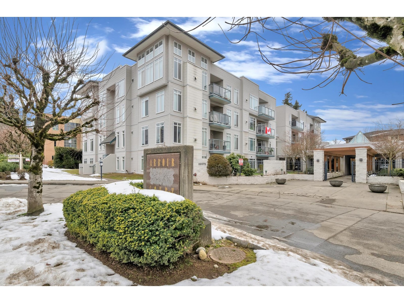 32075 George Ferguson Way Unit 306, Abbotsford, BC V2T 2K7