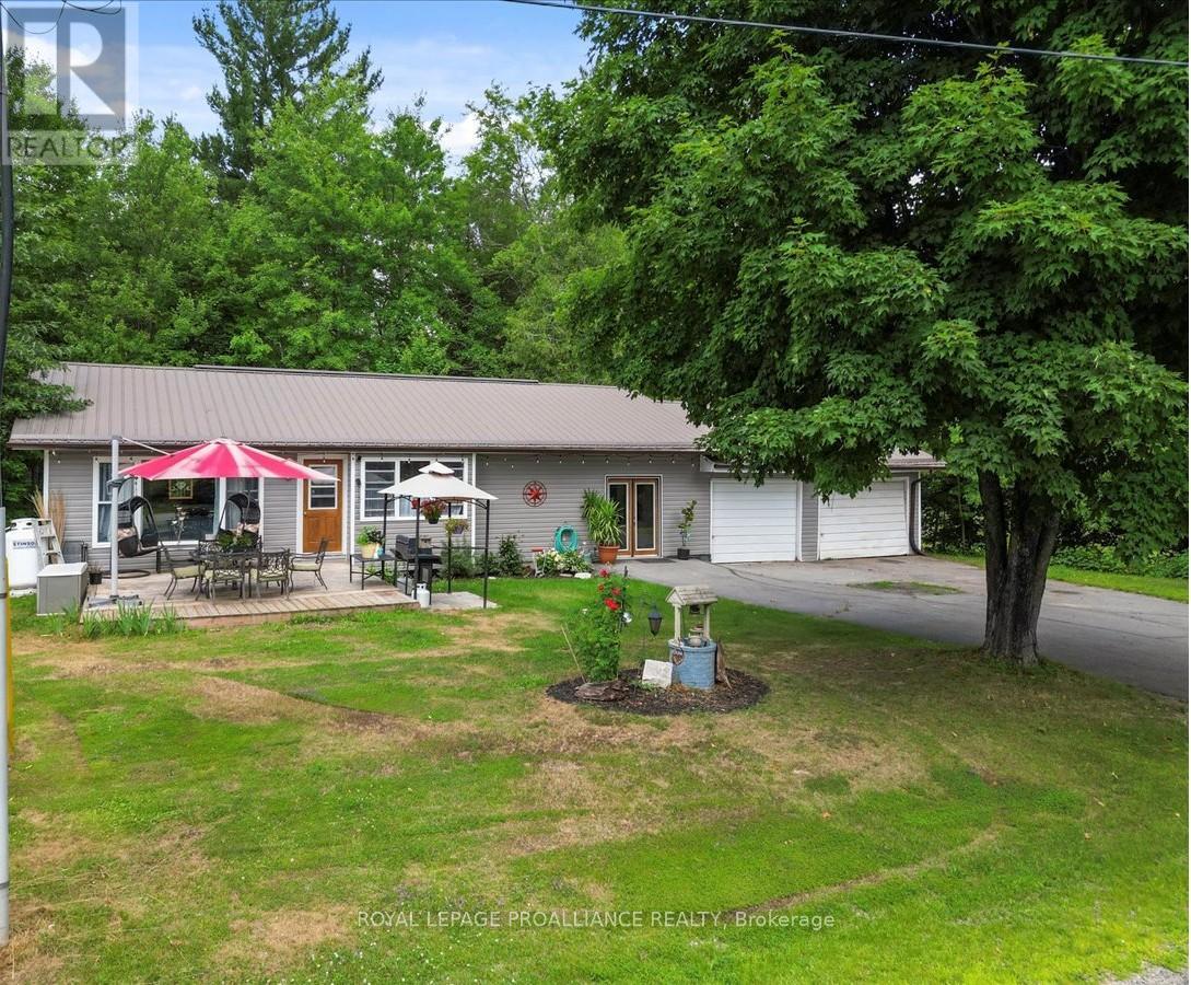 1023 Jewel Rd, North Frontenac, ON K0H 1K0