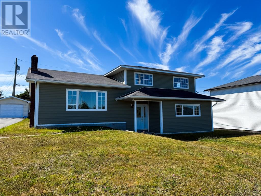 626 Cranes Rd, Upper Island Cove, NL A0A 4E0