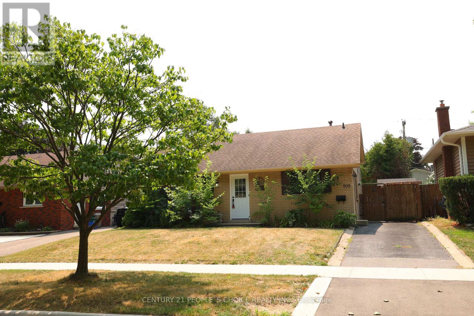 608 Thornwood Ave, Burlington, ON L7N 3B8