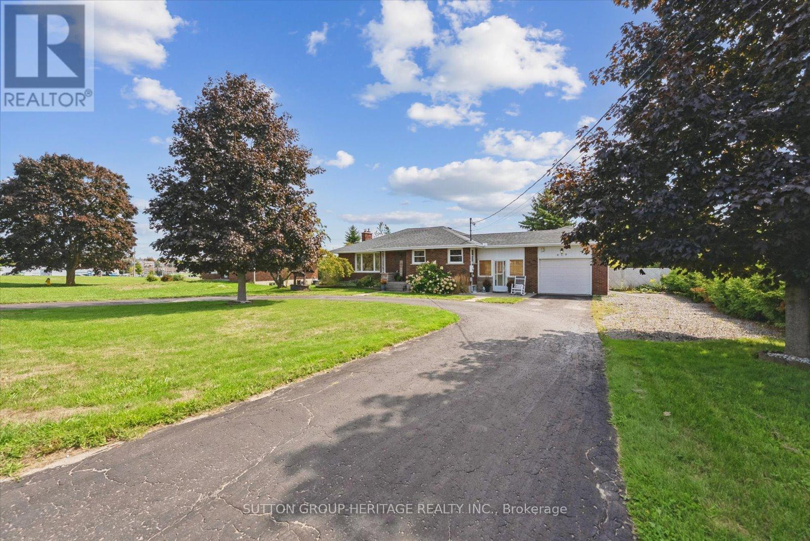 619 Towerhill Rd Ward 5 Rd, Peterborough, ON K9K 2N2