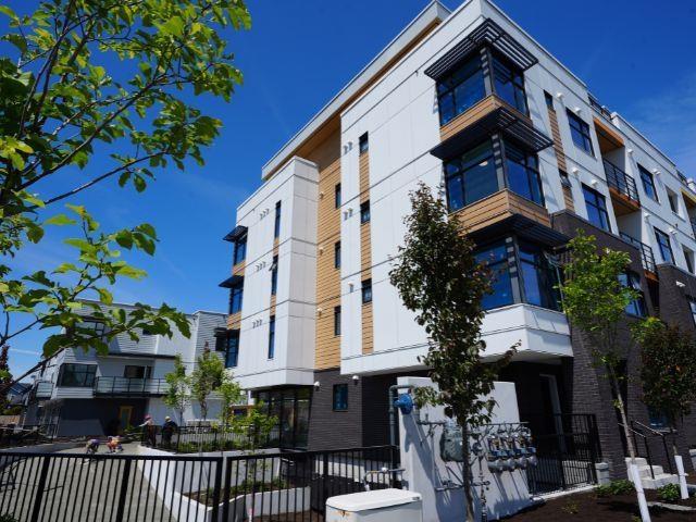 163 175a Street Unit 509, Surrey, BC V3S 9S4