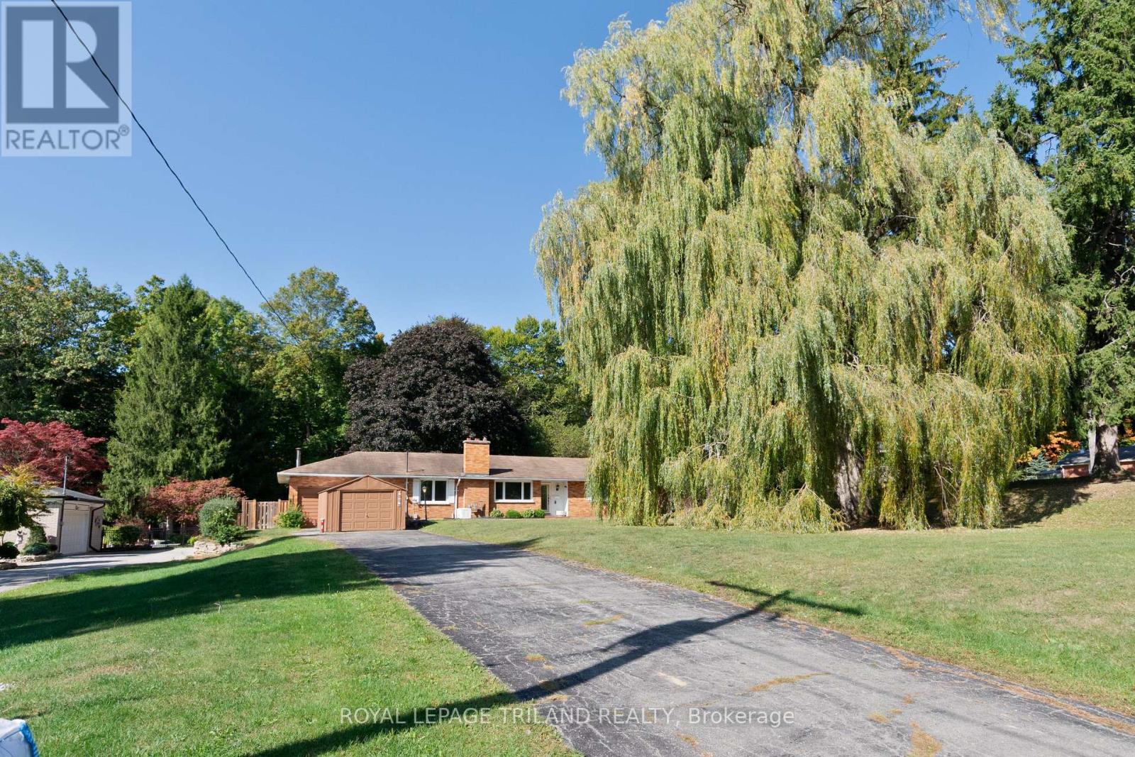 6267 Sunset Rd, Central Elgin, ON N0L 2L0