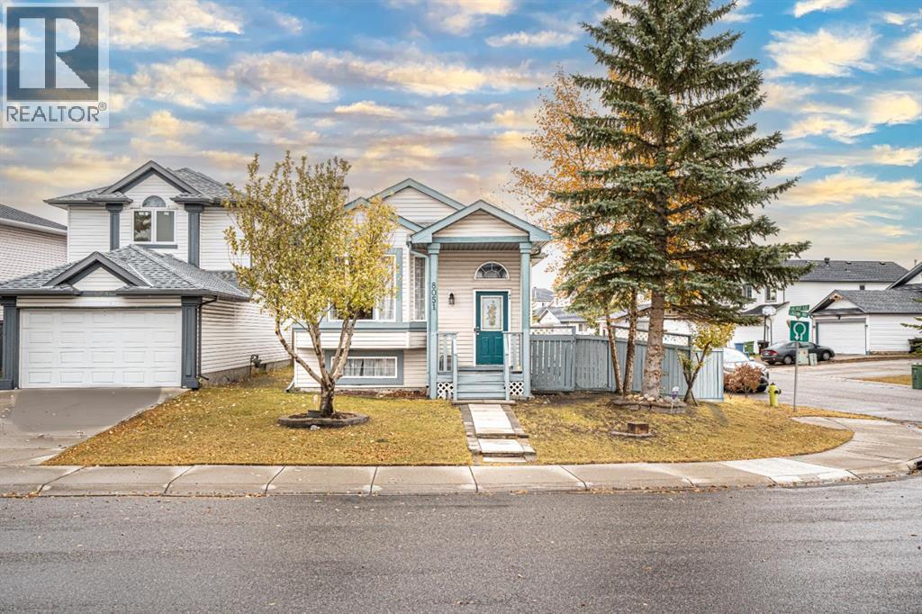 8051 Laguna Way NE, Calgary, AB T1Y 7A3