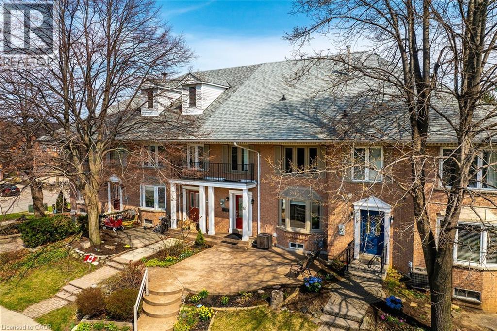 10 Edgewater Dr, Hamilton, ON L8E 4Z3