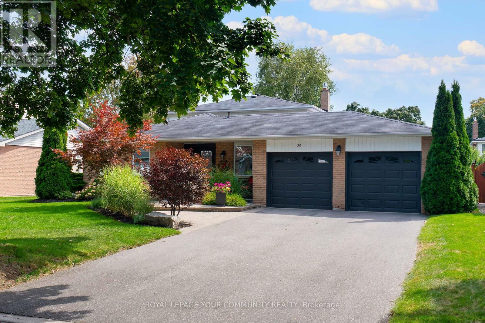 35 John Dexter Pl, Markham, ON L3P 3G2