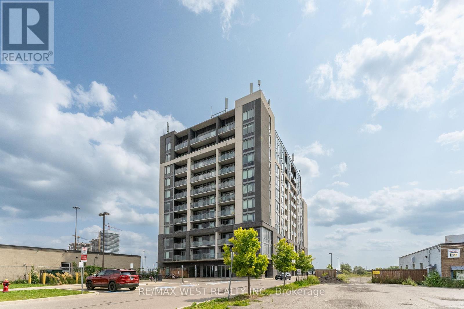 910 716 Main St, Milton, ON L9T 3P6