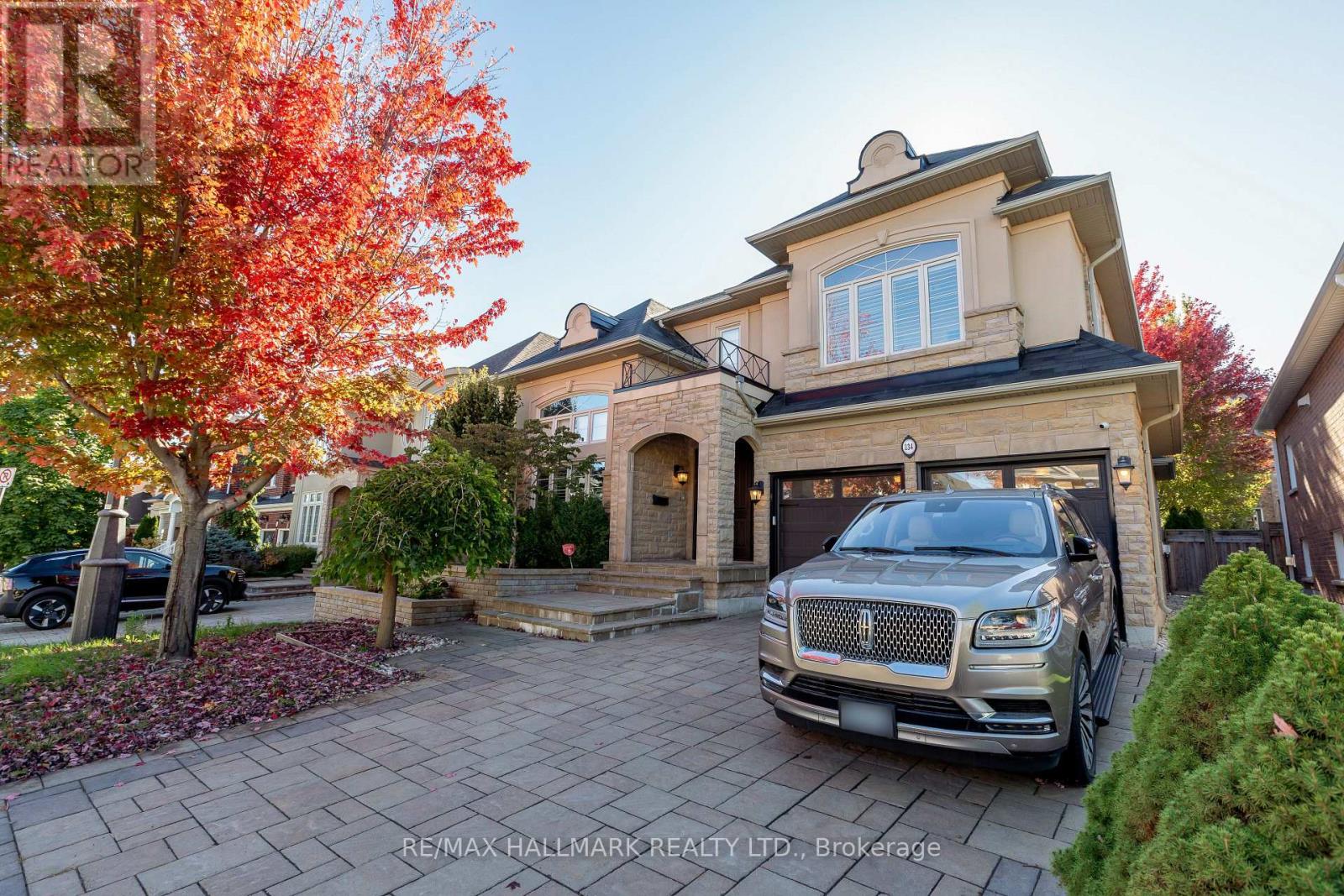 134 Kane Cres, Aurora, ON L4G 0C7