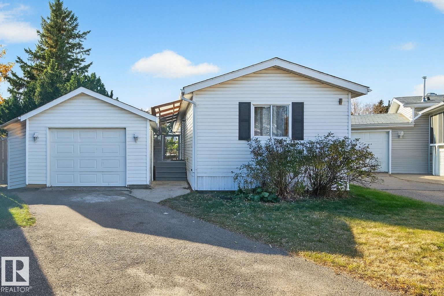 1226 West View Rise Northwest, Edmonton, AB T5S 1T6