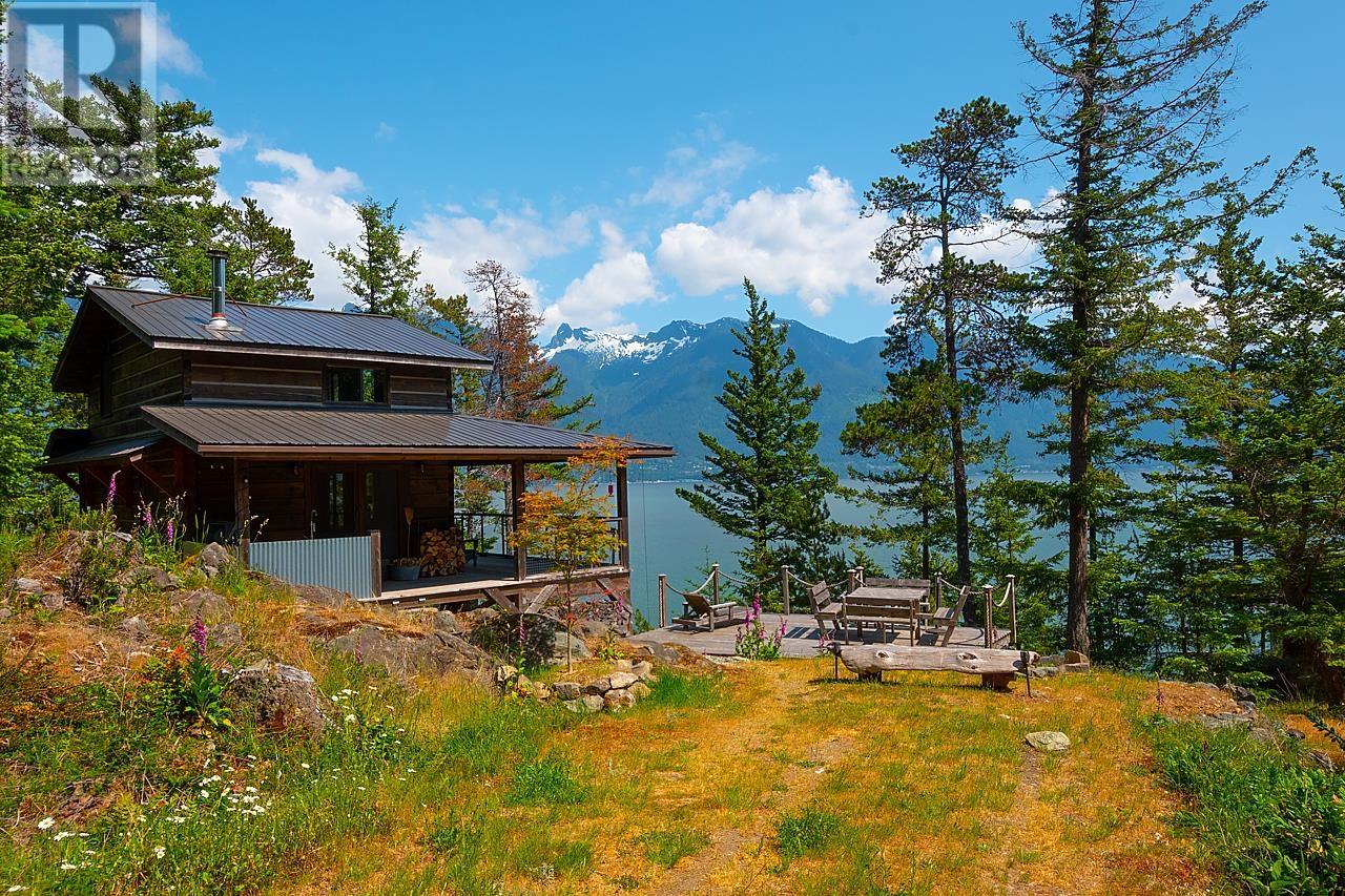 970 Mount Artaban Rd, Gambier Island, BC V0N 1V0