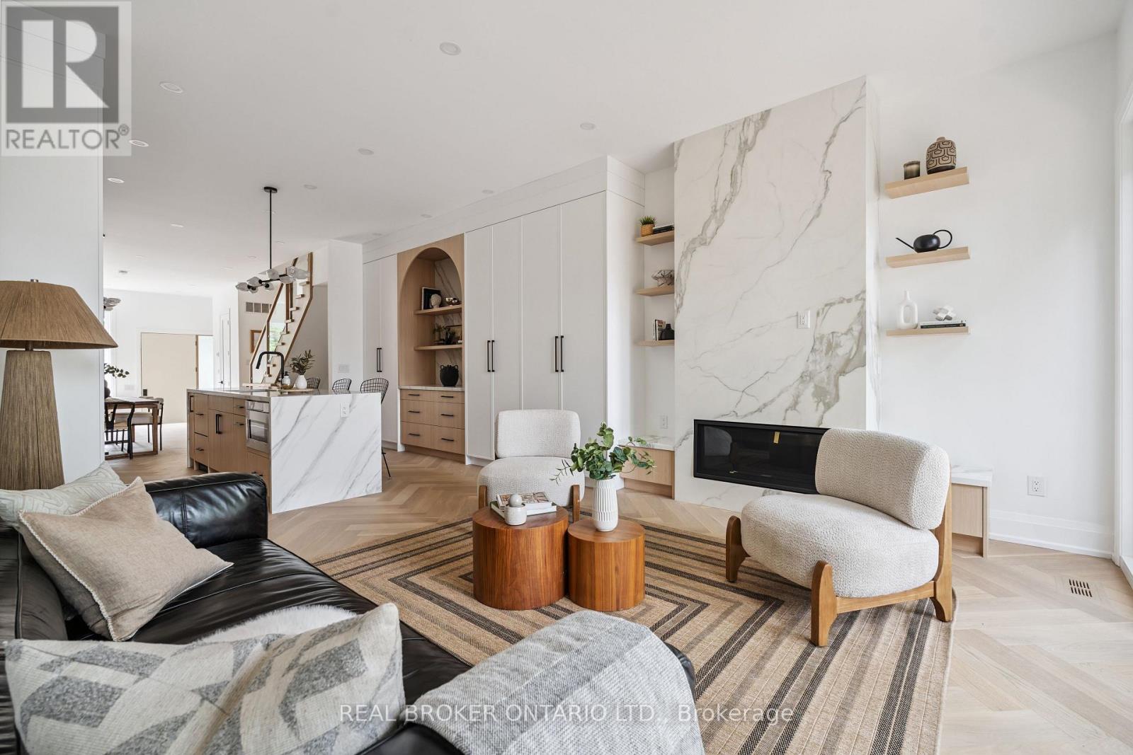 98 Hogarth Ave, Toronto, ON M4K 1K4