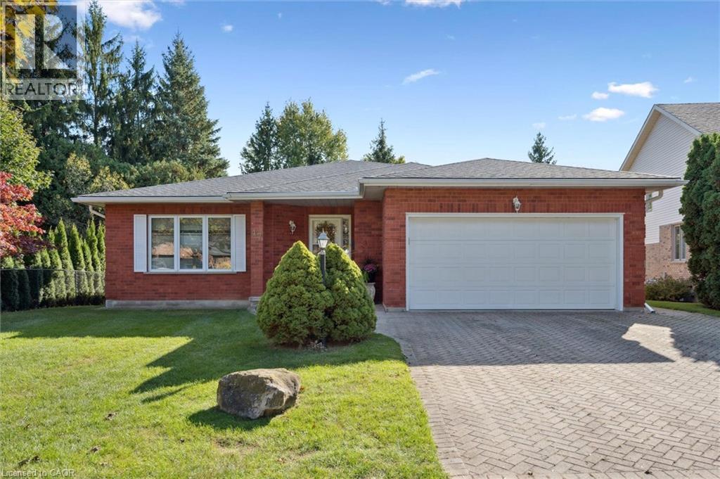 47 Corfield Dr, Kitchener, ON N2A 3W8