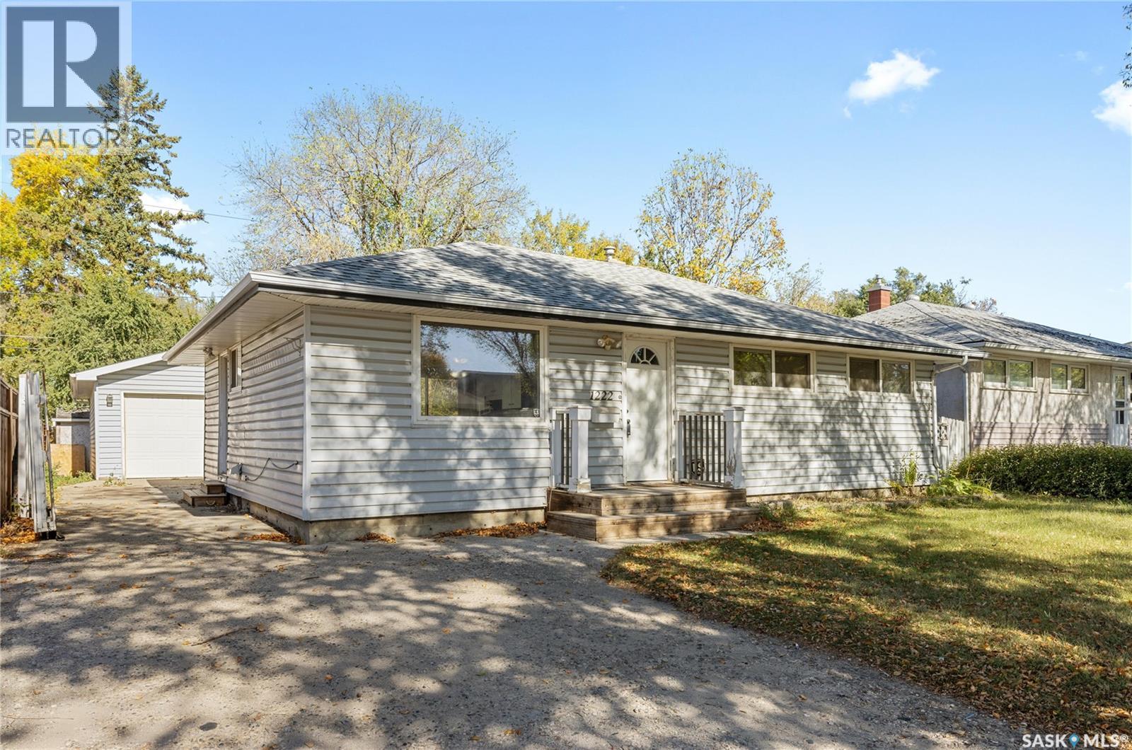 1222 7 Avenue North, Regina, SK S4R 0H4